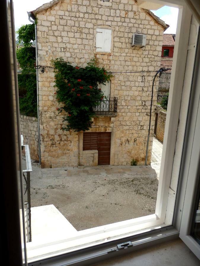 Guesthouse Torga Vis Island Exterior photo
