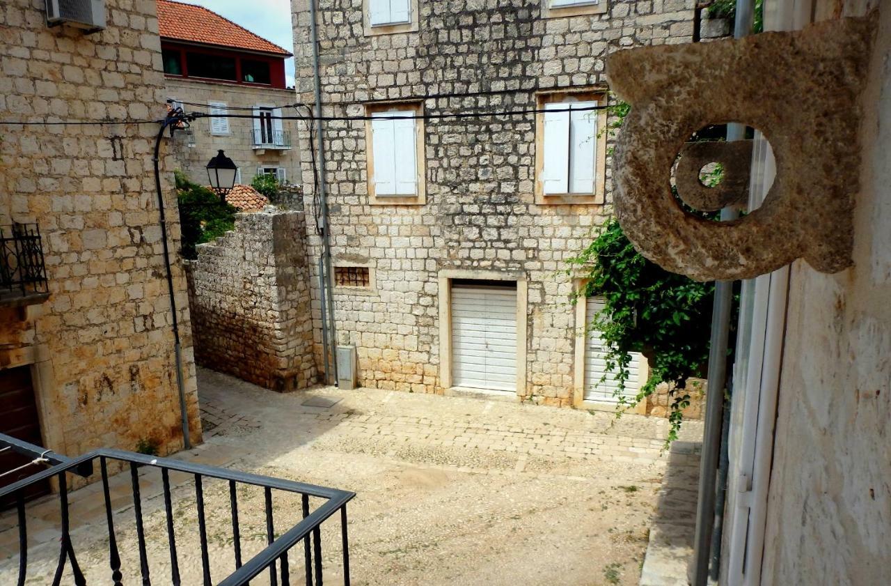 Guesthouse Torga Vis Island Exterior photo