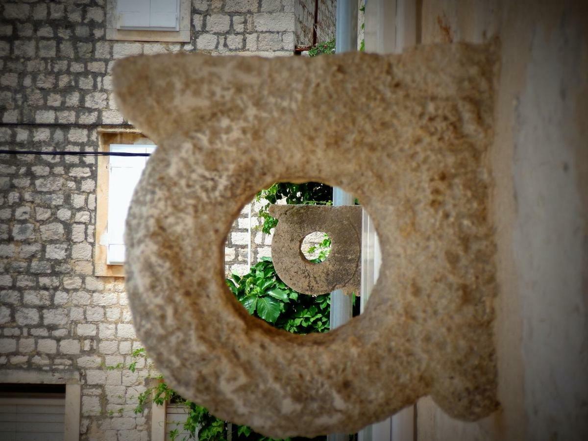 Guesthouse Torga Vis Island Exterior photo