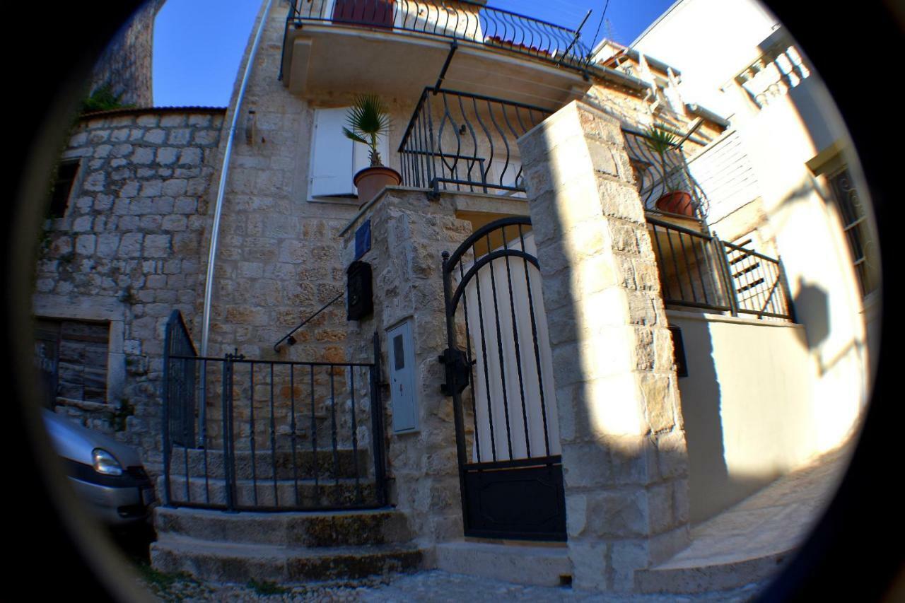 Guesthouse Torga Vis Island Exterior photo